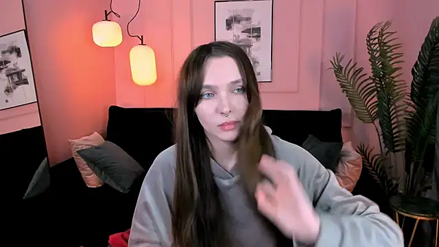 ChloeSunny online show from May 31, 2026, 6:09 pm