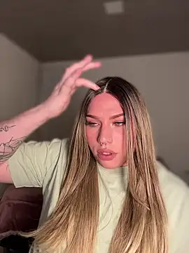 IsabellaFigueredo   online show from March 18, 2026, 2:48 am