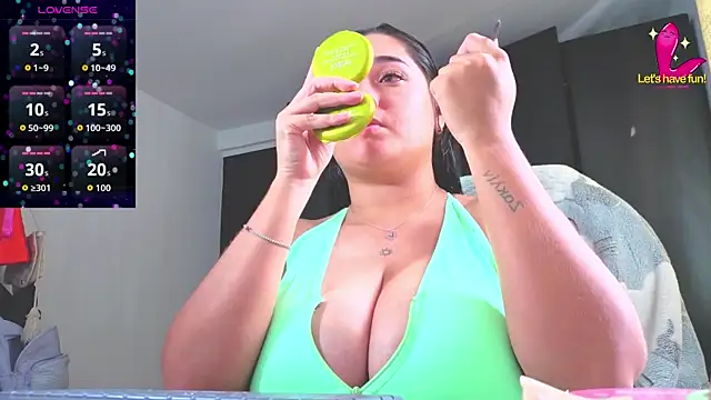 CelesteBrucee online show from November 1, 2025, 8:14 pm