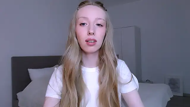 Luna insniity online show from March 12, 2026, 9:30 pm