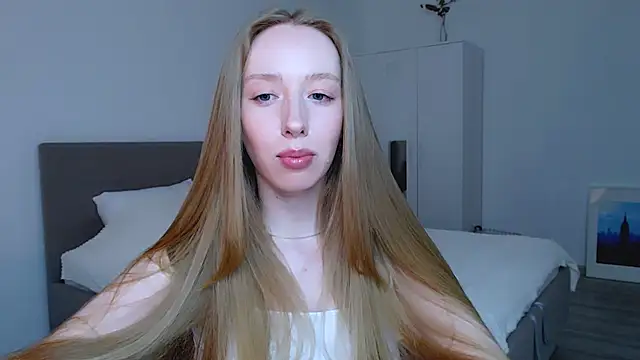 Luna insniity online show from March 2, 2025, 1:04 am