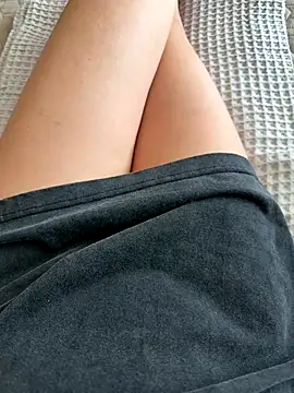 Snapshot of Donna_Evans chatting on October 20, 2025, 4:14 am Donna Evans online show from October 20, 2025, 4:14 am