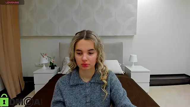 Donna Evans online show from January 12, 2026, 11:53 pm