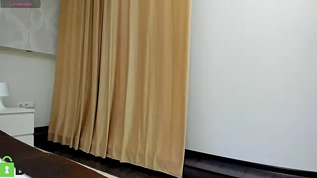 Snapshot of Donna_Evans chatting on September 24, 2025, 12:07 am Donna Evans online show from September 24, 2025, 12:07 am