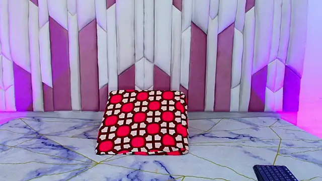 lucyy gray online show from October 21, 2025, 3:06 am