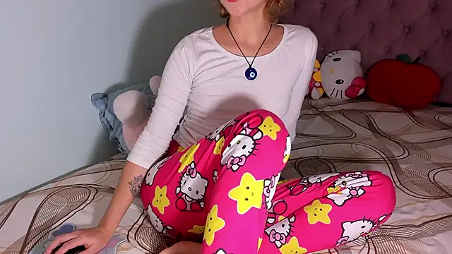 any 21hot online show from January 5, 2025, 7:49 pm