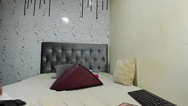 kelleysinedd online show from October 6, 2025, 11:44 am