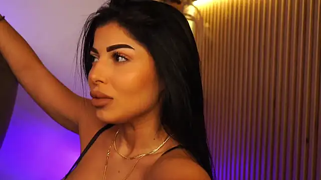 Snapshot of KimyBroox chatting on October 1, 2025, 6:56 pm KimyBroox online show from October 1, 2025, 6:56 pm