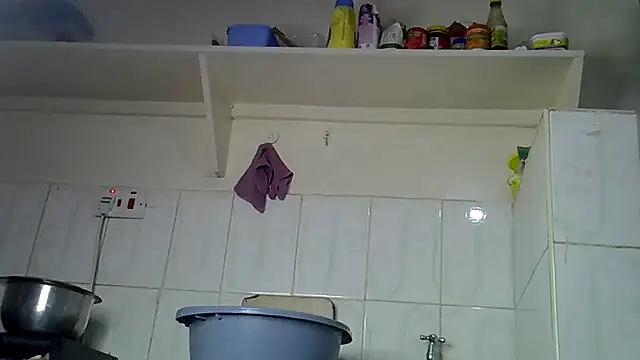 Enkarxx online show from April 2, 2026, 1:35 am