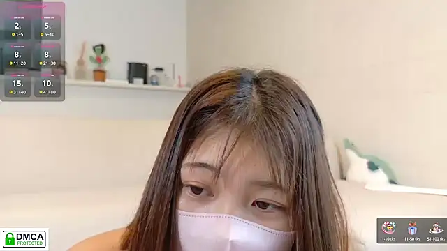 Snapshot of SUZU_ chatting on September 26, 2025, 4:14 pm SUZU  online show from September 26, 2025, 4:14 pm