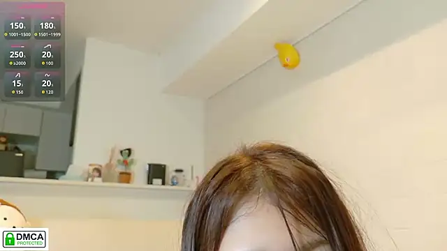 Snapshot of SUZU_ chatting on October 17, 2025, 3:14 pm SUZU  online show from October 17, 2025, 3:14 pm