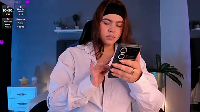 veronica185 online show from February 20, 2025, 2:51 am