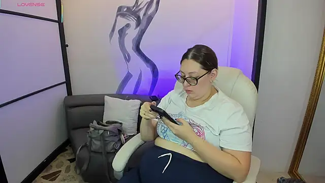 NiickyJones online show from February 24, 2025, 9:52 pm