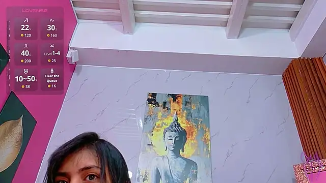 littlee emilyy  online show from July 17, 2026, 12:57 pm