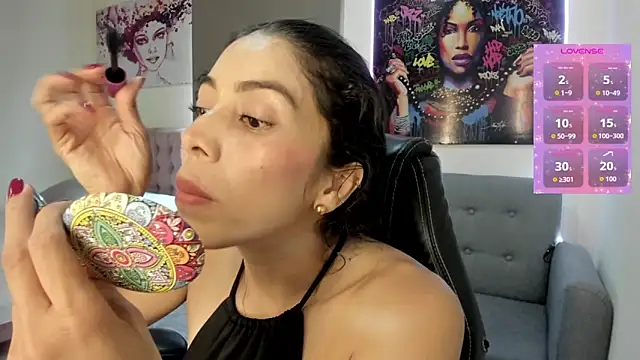 andykiuty online show from November 20, 2025, 8:53 pm