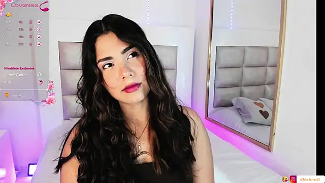 Goddess mia2 online show from April 20, 2026, 11:17 pm