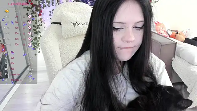 SelenaCute online show from September 26, 2025, 6:42 am