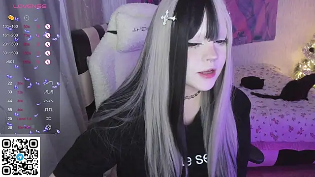 Snapshot of SelenaCute chatting on January 15, 2026, 7:34 am SelenaCute online show from January 15, 2026, 7:34 am