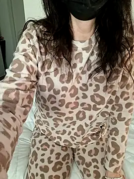 Silvia Zeno online show from February 19, 2026, 4:20 am