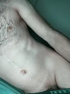 Snapshot of _Scorpion_ chatting on December 5, 2025, 9:34 pm Scorpion online show from December 5, 2025, 9:34 pm