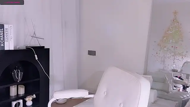 lvy-w online show from December 20, 2025, 12:08 pm