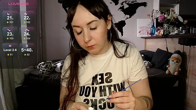 missgenevaonceagain  online show from June 27, 2026, 12:22 pm