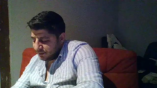 erkekkkadam online show from April 8, 2026, 11:28 pm