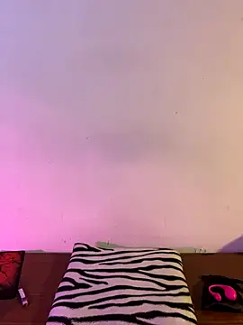 Snapshot of Felicia_smok3 chatting on October 6, 2025, 2:57 am Felicia smok3 online show from October 6, 2025, 2:57 am