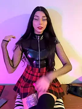 Snapshot of Felicia_smok3 chatting on October 5, 2025, 2:35 am Felicia smok3 online show from October 5, 2025, 2:35 am