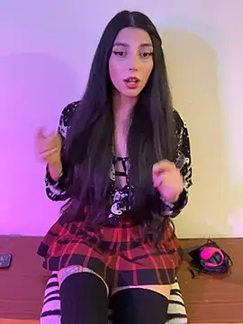 Snapshot of Felicia_smok3 chatting on October 12, 2025, 3:08 am Felicia smok3 online show from October 12, 2025, 3:08 am