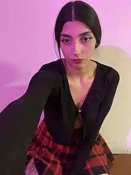 Snapshot of Felicia_smok3 chatting on March 7, 2025, 1:31 am Felicia smok3 online show from March 7, 2025, 1:31 am