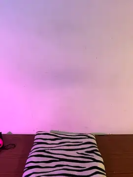 Snapshot of Felicia_smok3 chatting on October 13, 2025, 1:29 am Felicia smok3 online show from October 13, 2025, 1:29 am