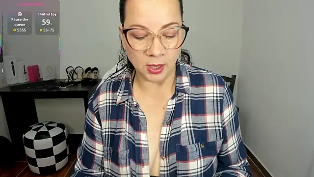 Snapshot of Sex-Psychology chatting on December 4, 2025, 11:37 pm Sex-Psychology online show from December 4, 2025, 11:37 pm