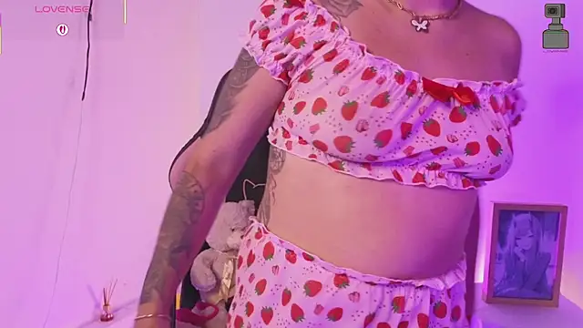 Snapshot of _Linoshka_1 chatting on September 27, 2025, 9:10 pm Linoshka 1 online show from September 27, 2025, 9:10 pm