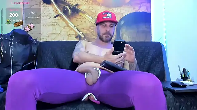 Snapshot of johny_bluexxx chatting on September 20, 2025, 5:29 pm johny bluexxx online show from September 20, 2025, 5:29 pm