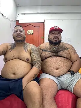 Snapshot of Latino_bigcock chatting on September 23, 2025, 4:03 pm Latino bigcock online show from September 23, 2025, 4:03 pm