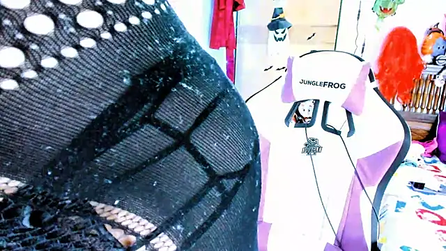 Snapshot of SofiaOlivares chatting on October 11, 2025, 10:44 pm SofiaOlivares online show from October 11, 2025, 10:44 pm