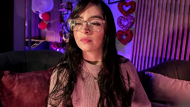 Eva Macalliter online show from February 20, 2026, 3:36 am