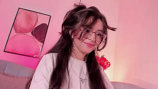 Eva Macalliter online show from March 27, 2026, 8:26 am