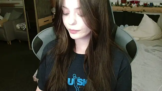 juice-peach online show from March 11, 2025, 10:09 pm