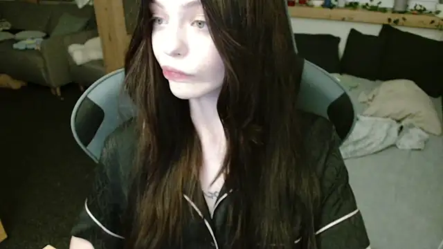 juice-peach online show from December 18, 2024, 10:13 pm