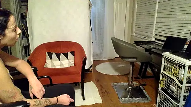 Snapshot of bestorbetter chatting on November 3, 2025, 10:41 am bestorbetter online show from November 3, 2025, 10:41 am