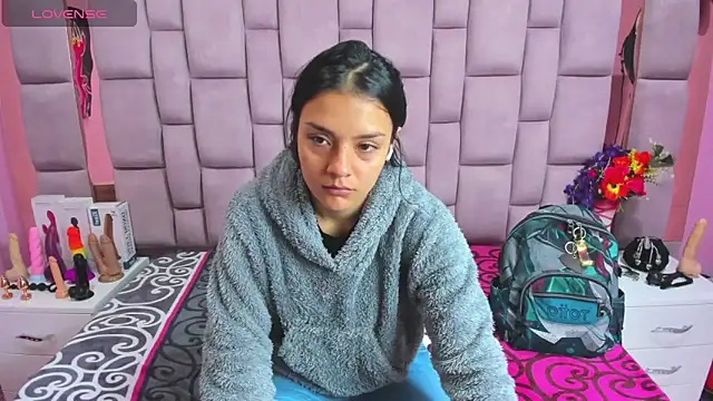 Bich Anal  online show from March 14, 2025, 1:35 pm
