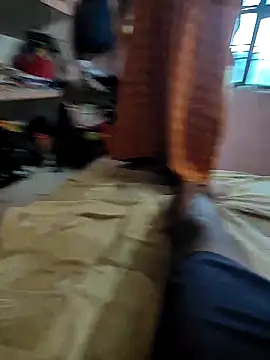 COUPLLE VILLAGE online show from October 9, 2025, 2:34 am