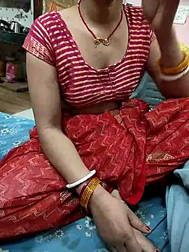 COUPLLE VILLAGE online show from February 6, 2026, 11:23 pm