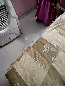 COUPLLE VILLAGE online show from November 26, 2025, 2:55 am