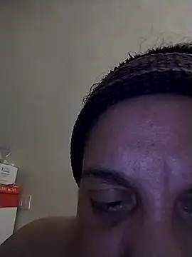 Snapshot of BustyBabyOfficial chatting on September 22, 2025, 12:38 am BustyBabyOfficial online show from September 22, 2025, 12:38 am