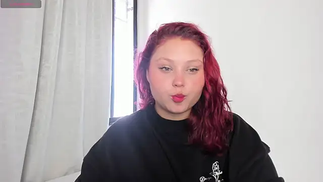 Snapshot of YuliCardona_ chatting on September 20, 2025, 2:11 pm YuliCardona  online show from September 20, 2025, 2:11 pm