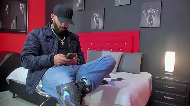 Thiagogomez online show from September 25, 2025, 12:33 pm