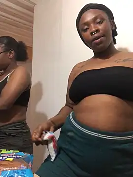 Snapshot of The_wickles_4443 chatting on September 26, 2025, 6:15 pm The wickles 4443 online show from September 26, 2025, 6:15 pm